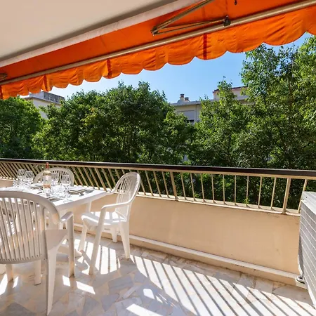 Apartment 1-br With Terrace Near La Croisette *