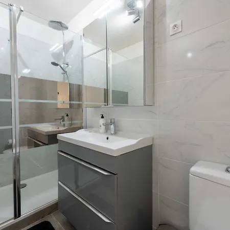 1-br With Terrace Near La Croisette Cannes